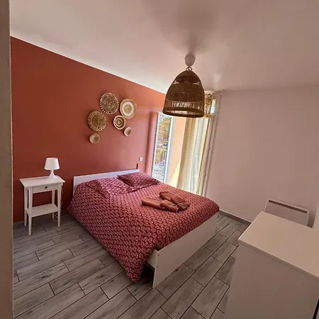 Apartment Le Cocon D'oce - Wifi, Parking, Arrivee Autonome, A 15 Minutes De La Beziers